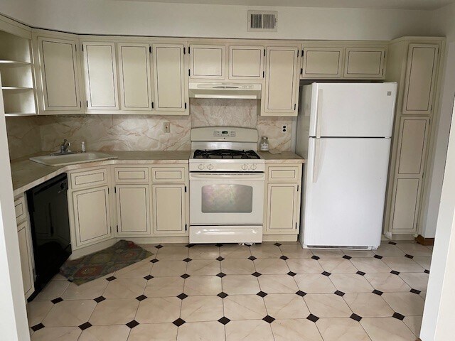 kitchen - 91 Grove St