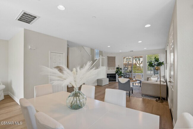 Building Photo - 88 Via Katrina