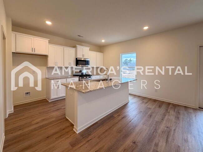 Building Photo - ONE MONTH FREE MOVE-IN SPECIAL! New Construction Home for Rent! Sign a 13-month lease by 4/15/202...