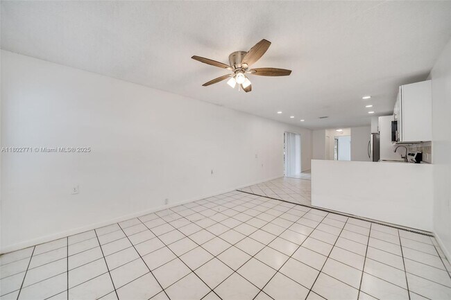 Building Photo - 11640 NW 39th St