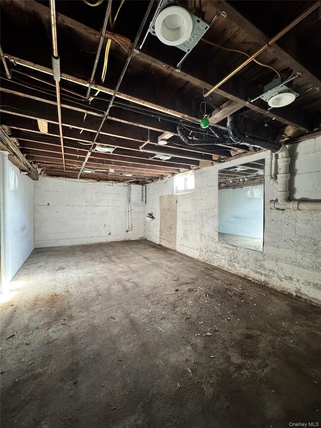 Building Photo - 64 Sprague Ave
