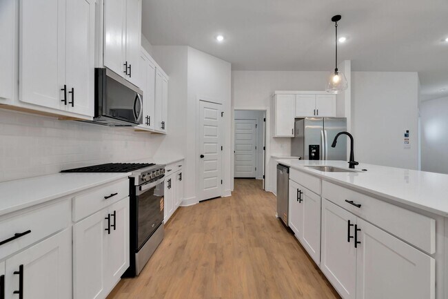 Building Photo - 2907 N Grey Squirrel Dr