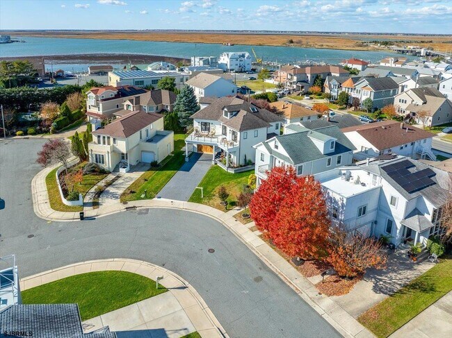 Building Photo - 31 Seaside Ct