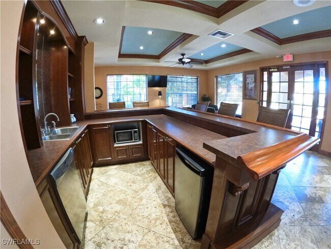 Building Photo - 1160 Wildwood Lakes Blvd