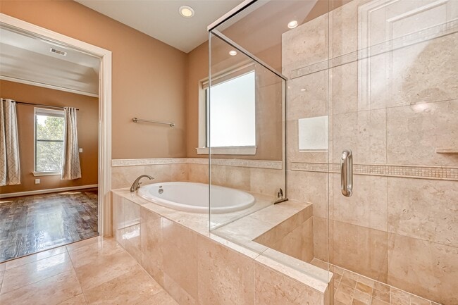 Building Photo - 5811 Kiam St