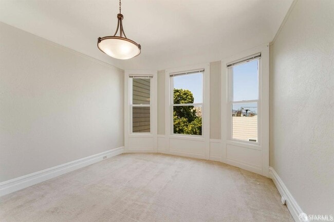 Building Photo - 928 Greenwich St