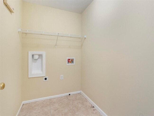 Building Photo - 1929 Hoods Fort Cir NW