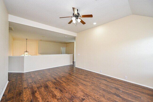 Building Photo - 11011 Glenora Dr