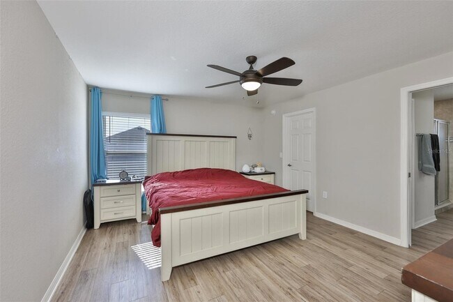 Building Photo - 252 Cascara Ln