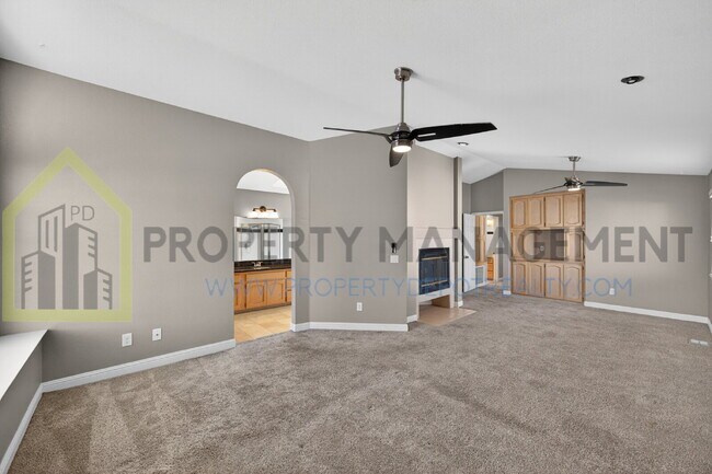 Building Photo - Spacious 3-Bedroom, 3-Bath Home Available