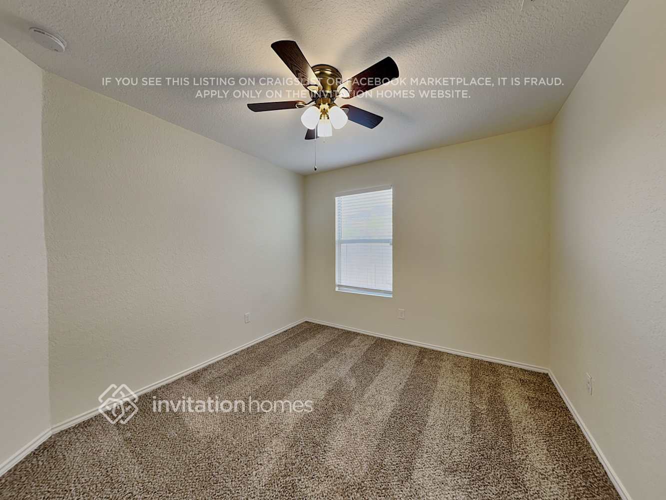 Building Photo - 27305 Paraiso Manor