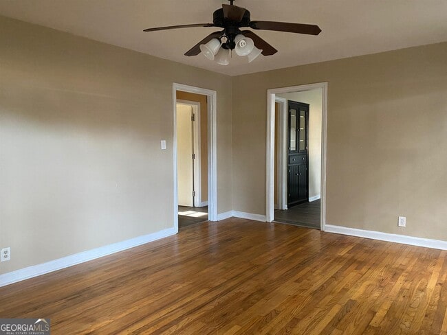 Building Photo - 202 Academy St