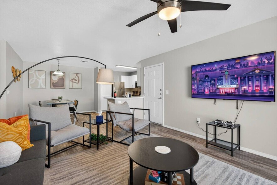 Building Photo - 15164 N 140th Dr