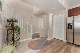 Building Photo - 610 E Roosevelt St