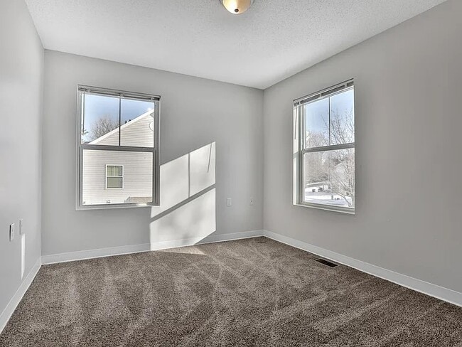 Building Photo - 280 Frenn Ave