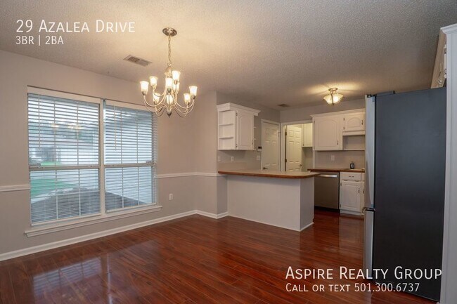 Building Photo - 29 Azalea Dr