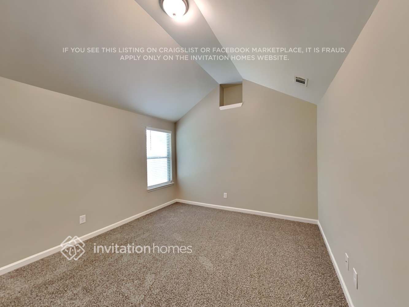 Building Photo - 440 Cleburne Pl