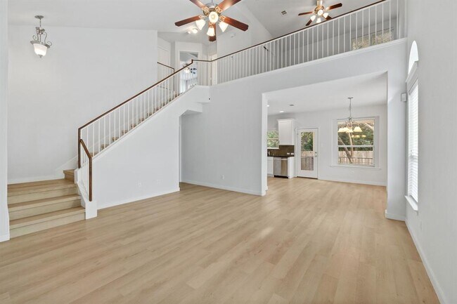 Building Photo - 1708 Rockland Dr