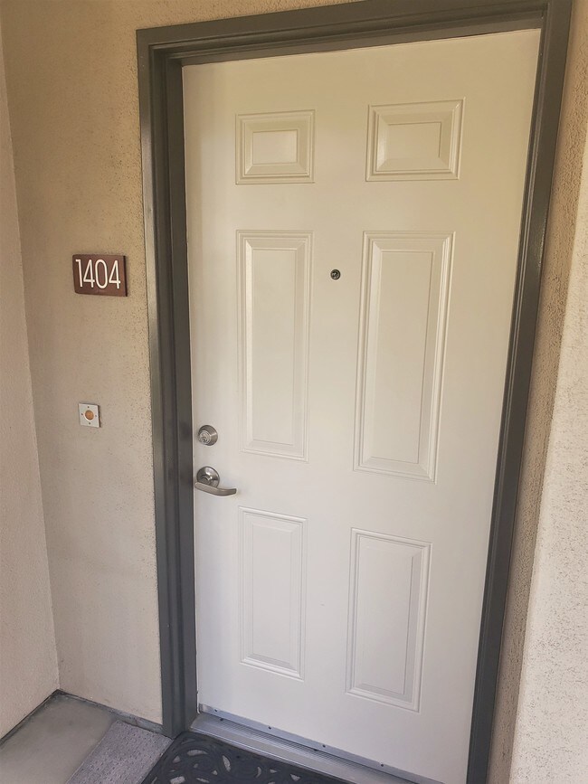 Entrance to Condominium - 1404 Scholarship