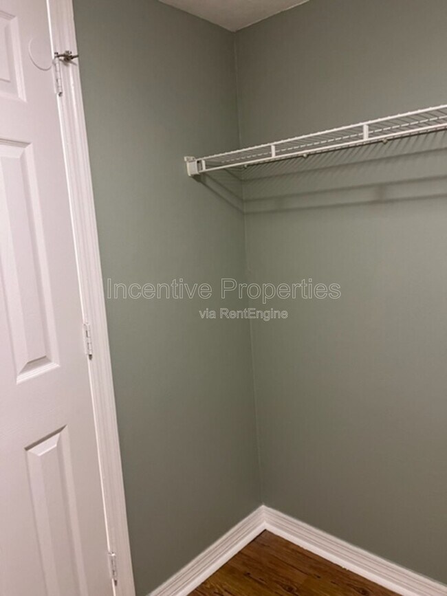 Building Photo - 1954 Conway Rd