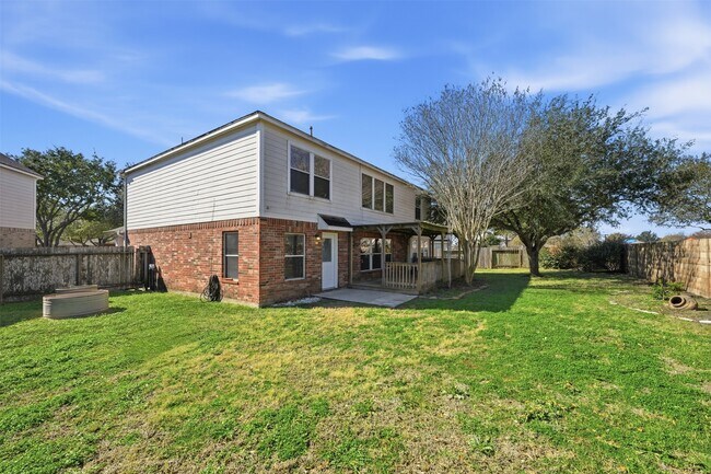 Building Photo - 26038 Palmdale Estate Dr