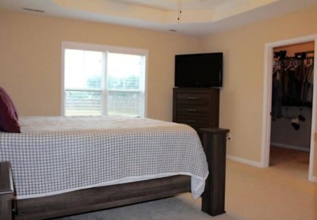 Building Photo - 613 Pecan Grove Loop