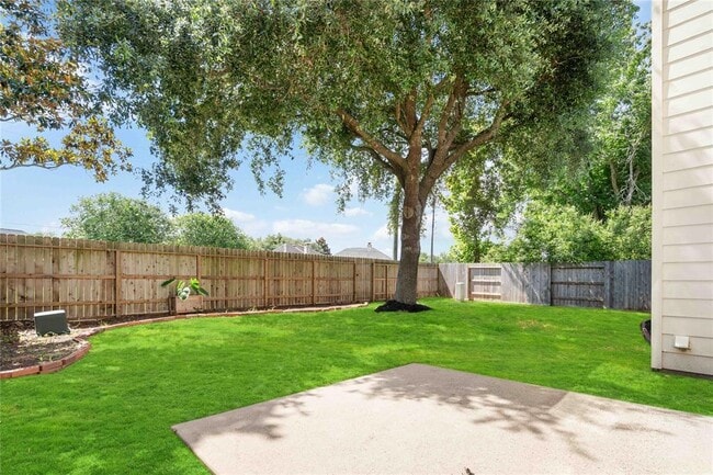 Building Photo - 3711 Hill Family Ln
