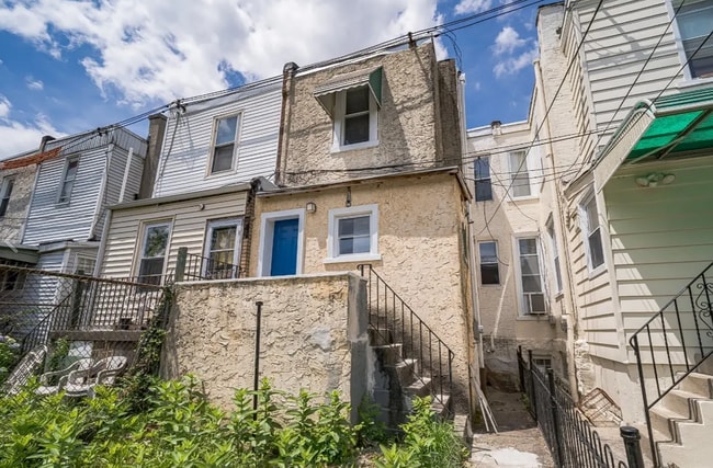 Building Photo - 1239 N Frazier St