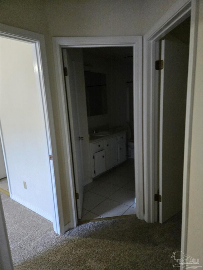 Building Photo - 5396 Camille Gardens Cir