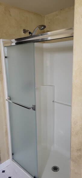 Master Bath - 806 29th Ave SE