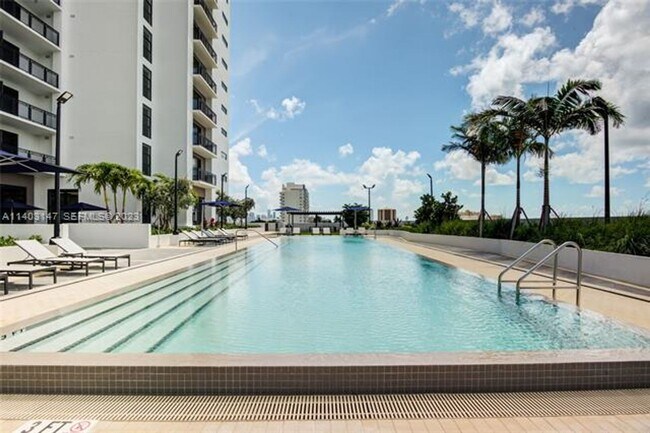 Building Photo - 3170 SW 22nd St