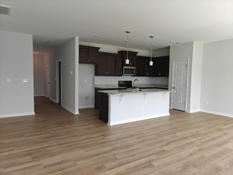 Building Photo - 21 Nettle Ln