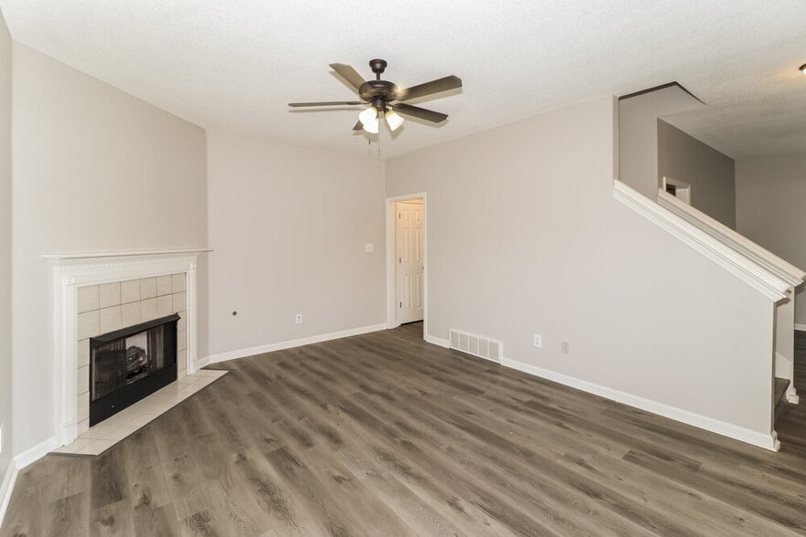 Building Photo - 8708 Overcup Oaks Dr