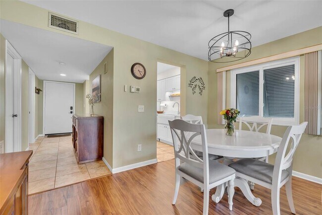 Building Photo - 4644 Longwater Chase