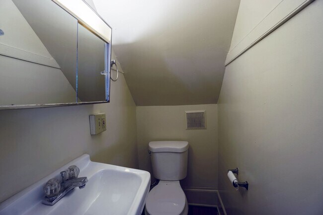 Building Photo - Charming Single Family Home One Block From...