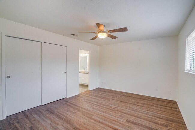 Building Photo - 3416 Harpers Ferry Ln