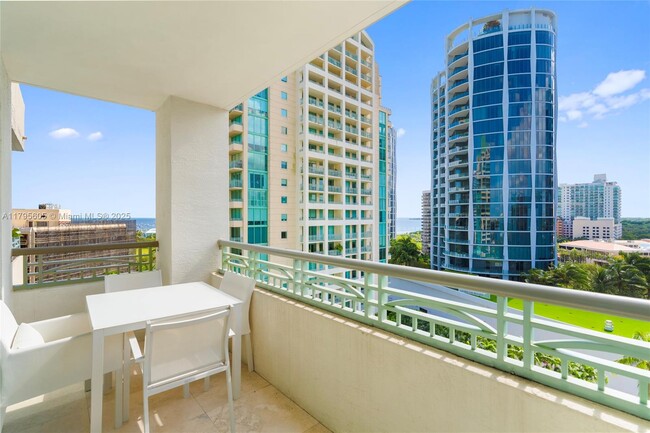 Building Photo - 3350 SW 27th Ave