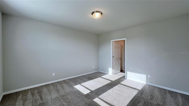 Building Photo - 3253 Bella Vista Dr