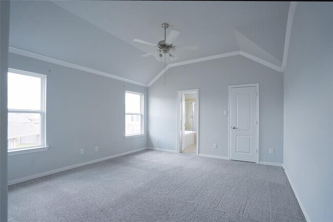 Building Photo - 9703 Willowmoor Lane