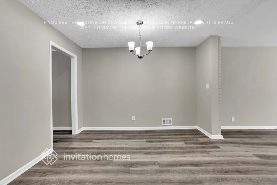 Building Photo - 3478 Lenardo Dr SW