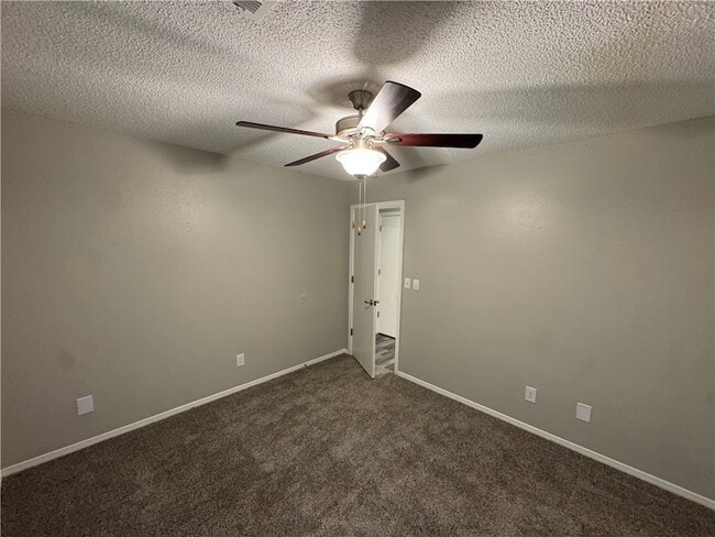 Building Photo - 4420 W Franciscan Trail