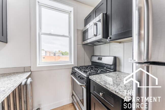 Building Photo - 4608 N Kildare Ave