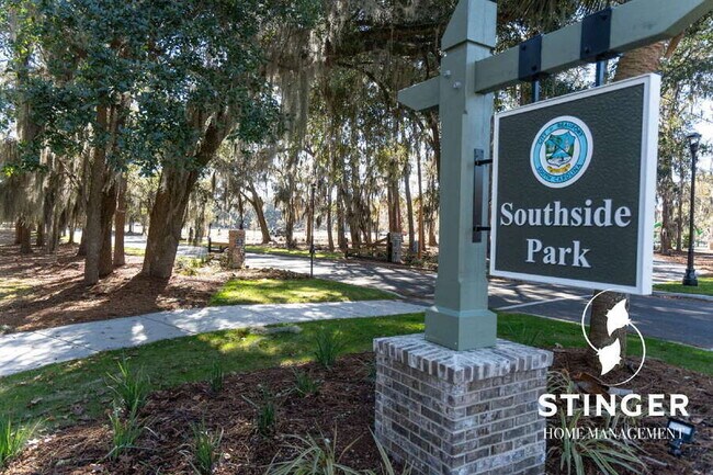 Building Photo - 2677 Broad St