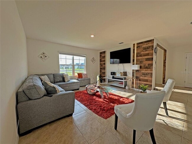 Building Photo - 6988 Botanic Blvd