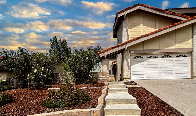 Building Photo - 1815 Tipperary Ln
