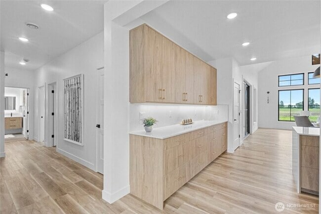 Building Photo - Brand NEW 3 Bedroom Condo for rent in Lynden!