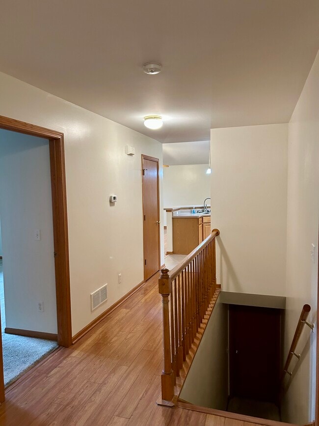 Building Photo - 6516 Shore Ln