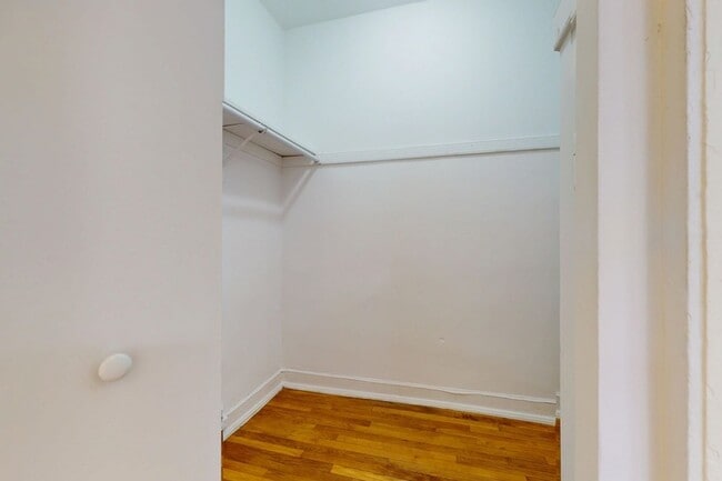 Floorplan - 5339-5345 S. Woodlawn Avenue