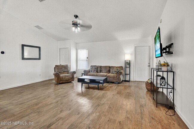 Building Photo - 8096 Beatle Blvd