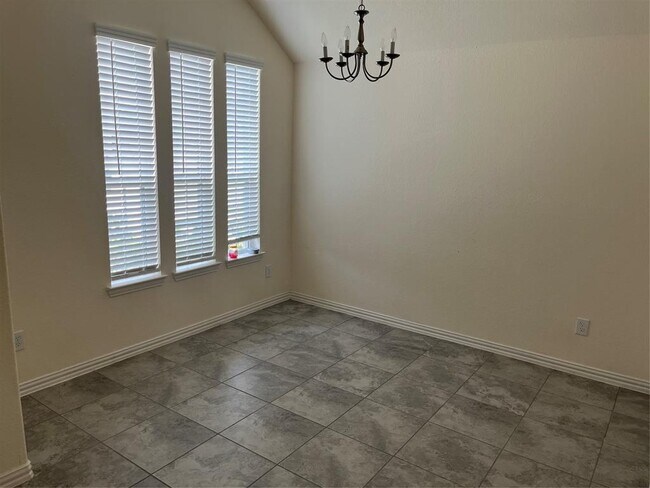 Building Photo - 10037 Swift Fox Ct